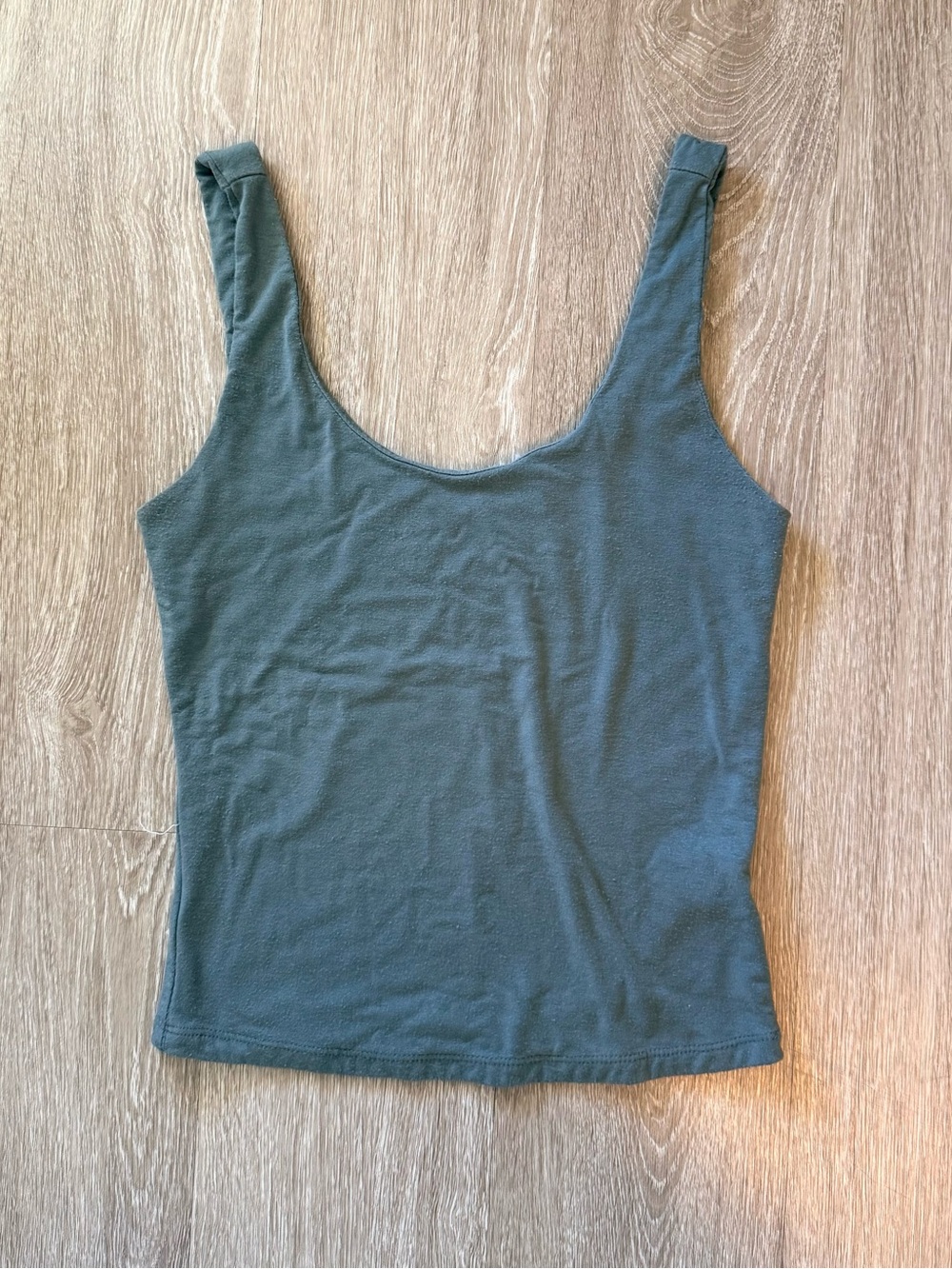 MIKO MIKO Blue Gray Scoop Neck Tank Top – Size Small